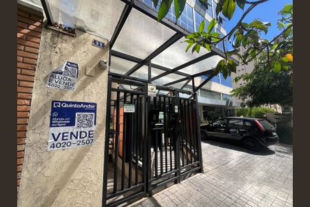 Studio à venda com 42m², 1 quarto e 1 vagaFachada/Placa