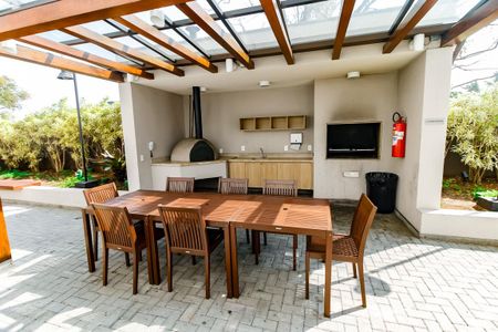 Apartamento para alugar com 50m², 2 quartos e 1 vaga Apartamento para alugar com 50m², 2 quartos e 1 vagaÁrea comum - Churrasqueira