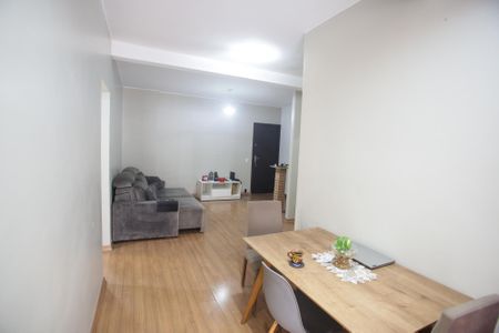 Apartamento à venda com 72m², 1 quarto e 1 vagaSala