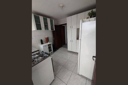 Casa à venda com 3 quartos, 130m² em Vila Dalva, São Paulo