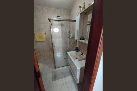 Casa à venda com 3 quartos, 130m² em Vila Dalva, São Paulo