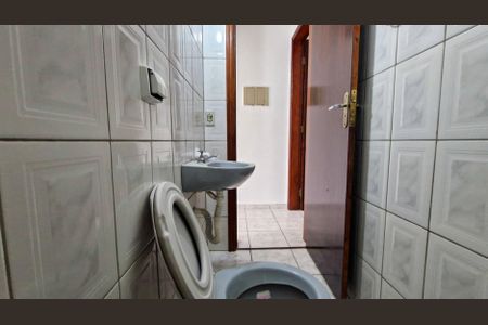 Casa para alugar com 120m², 3 quartos e 2 vagasBanheiro