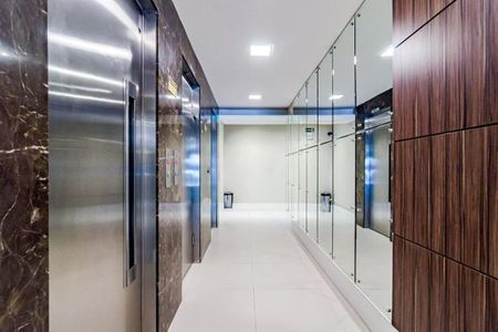 Apartamento para alugar com 60m², 2 quartos e 1 vaga Apartamento para alugar com 60m², 2 quartos e 1 vagaElevadores