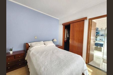 Casa à venda com 3 quartos, 247m² em Jardim Esmeralda, São Paulo