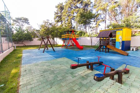 Apartamento à venda com 41m², 2 quartos e sem vagaÁrea comum - Playground