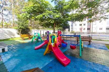 Apartamento à venda com 41m², 2 quartos e sem vagaÁrea comum - Playground