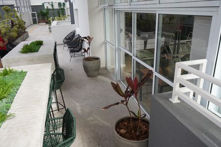 Apartamento para alugar com 41m², 2 quartos e 1 vagaÁrea comum - Salão de festas