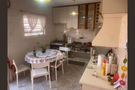 Casa à venda com 3 quartos, 175m² em Rio Pequeno, São Paulo