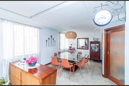Apartamento à venda com 4 quartos, 163m² em Liberdade, Belo Horizonte