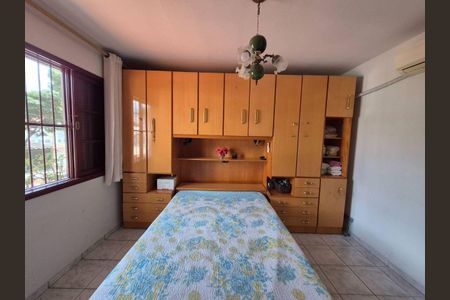 Casa à venda com 3 quartos, 250m² em Rio Pequeno, São Paulo