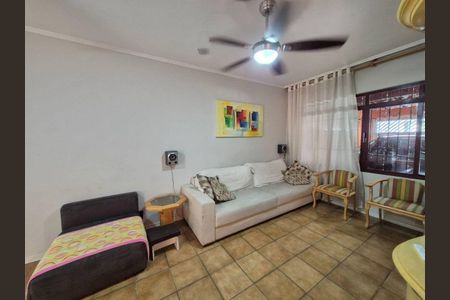 Casa à venda com 3 quartos, 250m² em Rio Pequeno, São Paulo