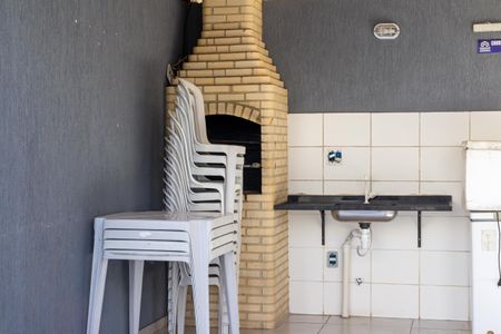 Apartamento para alugar com 50m², 2 quartos e sem vagaÁrea comum - Churrasqueira