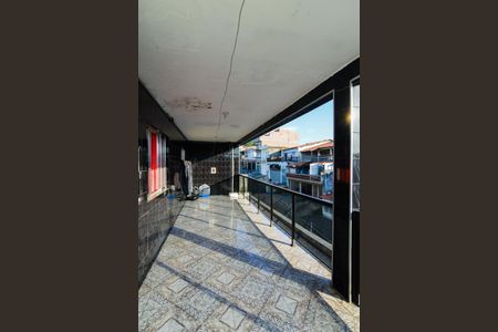 Casa à venda com 676m², 4 quartos e 5 vagasVaranda