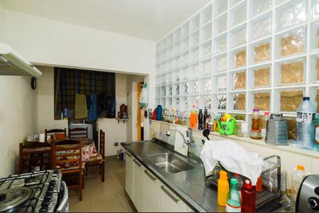 Casa à venda com 676m², 4 quartos e 5 vagasCozinha - Casa 2