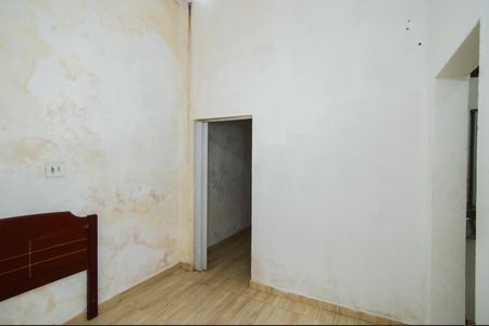 Casa à venda com 676m², 4 quartos e 5 vagasSala - Casa 4