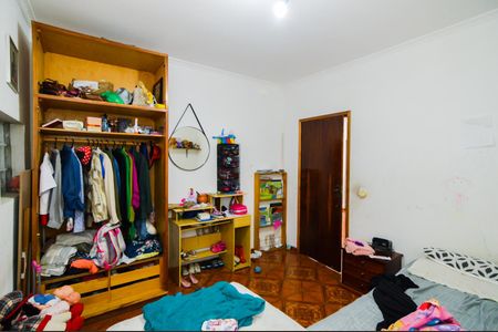 Casa à venda com 676m², 4 quartos e 5 vagasQuarto 2