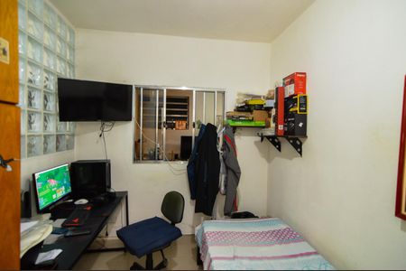 Casa à venda com 676m², 4 quartos e 5 vagasQuarto  - Casa 2