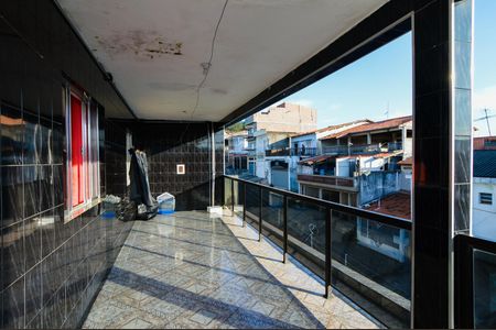 Casa à venda com 676m², 4 quartos e 5 vagasVaranda
