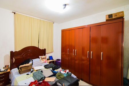 Casa à venda com 676m², 4 quartos e 5 vagasQuarto 2  - Casa 2