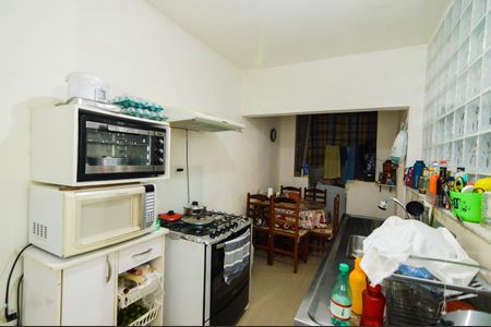 Casa à venda com 676m², 4 quartos e 5 vagasCozinha - Casa 2