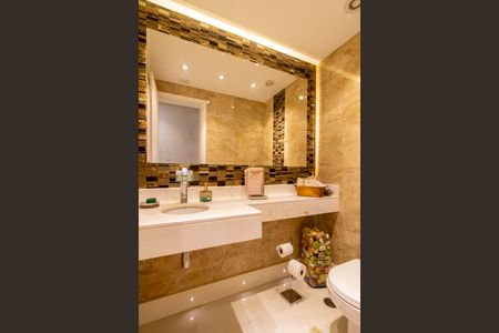 Apartamento à venda com 182m², 4 quartos e 3 vagasLavabo