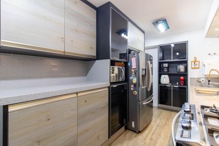 Apartamento à venda com 182m², 4 quartos e 3 vagasCozinha