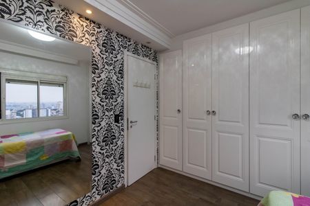 Apartamento à venda com 182m², 4 quartos e 3 vagasSuíte 2