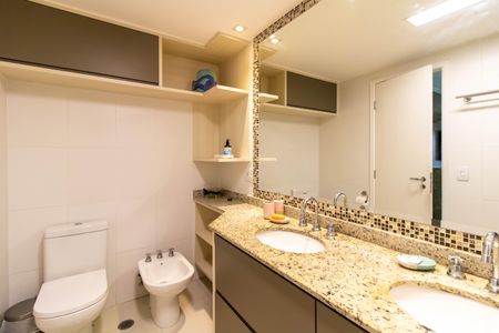 Apartamento à venda com 182m², 4 quartos e 3 vagasSuíte1