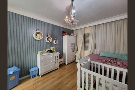 Casa à venda com 3 quartos, 200m² em Butantã, São Paulo