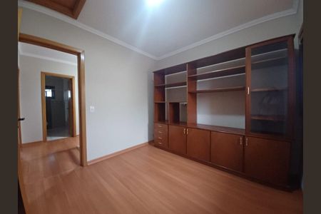 Casa para alugar com 210m², 4 quartos e 2 vagasQuarto 4 
