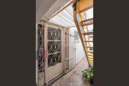 Casa à venda com 82m², 2 quartos e 1 vaga