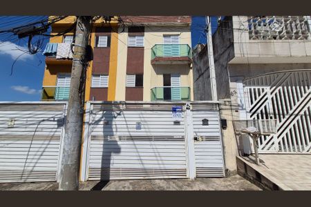 Apartamento para alugar com 38m², 2 quartos e 1 vaga Apartamento para alugar com 38m², 2 quartos e 1 vagaFachada