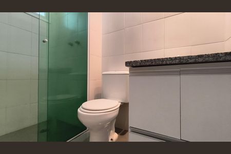 Apartamento à venda com 68m², 2 quartos e 2 vagasBanheiro da Suíte