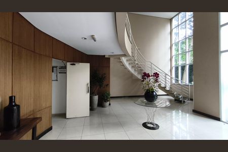 Apartamento à venda com 68m², 2 quartos e 2 vagasHall