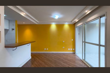 Apartamento à venda com 68m², 2 quartos e 2 vagasSala