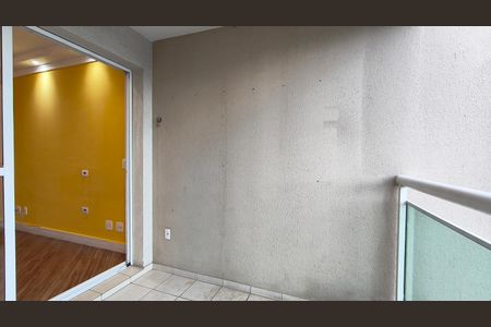 Apartamento à venda com 68m², 2 quartos e 2 vagasVaranda