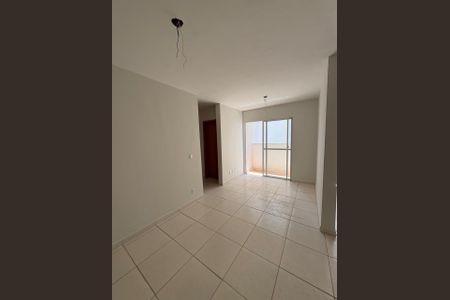 Sala de apartamento para alugar com 2 quartos, 55m² em Laranjeiras, Uberlândia