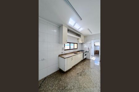 Apartamento para alugar com 125m², 3 quartos e 2 vagas Apartamento para alugar com 125m², 3 quartos e 2 vagasCozinha