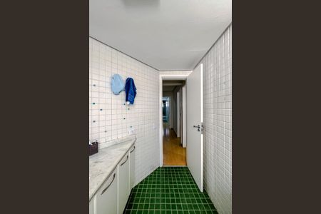 Apartamento para alugar com 125m², 3 quartos e 2 vagas Apartamento para alugar com 125m², 3 quartos e 2 vagasBanheiro
