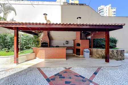 Apartamento para alugar com 125m², 3 quartos e 2 vagas Apartamento para alugar com 125m², 3 quartos e 2 vagasÁrea comum - Churrasqueira