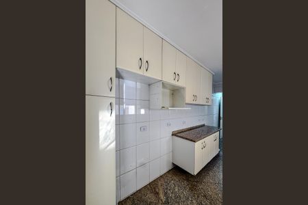 Apartamento para alugar com 125m², 3 quartos e 2 vagas Apartamento para alugar com 125m², 3 quartos e 2 vagasCozinha