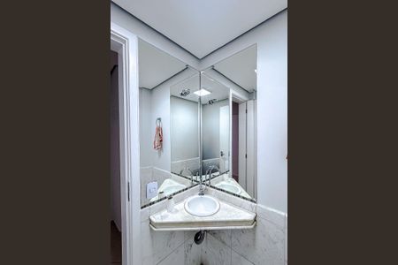 Apartamento para alugar com 125m², 3 quartos e 2 vagas Apartamento para alugar com 125m², 3 quartos e 2 vagasLavabo