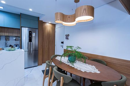 Apartamento à venda com 67m², 2 quartos e 1 vagaSala e varanda extendida