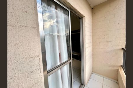 Apartamento à venda com 65m², 2 quartos e 1 vagaVaranda da Sala