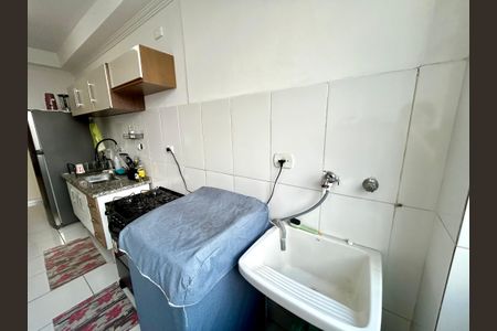 Apartamento à venda com 65m², 2 quartos e 1 vagaÁrea de Serviço