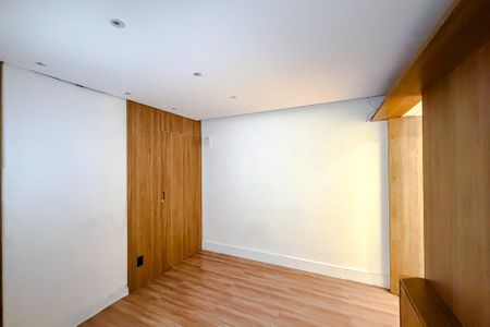 Casa para alugar com 82m², 2 quartos e 1 vagaSala