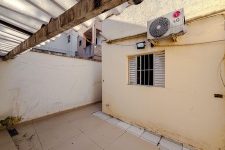 Casa para alugar com 82m², 2 quartos e 1 vaga Casa para alugar com 82m², 2 quartos e 1 vagaÁrea externa