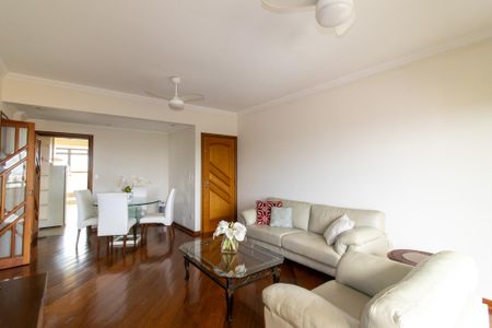 Apartamento para alugar com 120m², 3 quartos e 3 vagas Apartamento para alugar com 120m², 3 quartos e 3 vagasSala