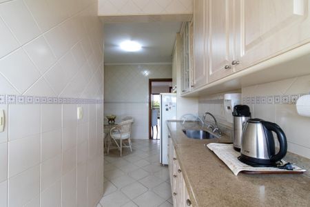 Apartamento para alugar com 120m², 3 quartos e 3 vagas Apartamento para alugar com 120m², 3 quartos e 3 vagasCozinha