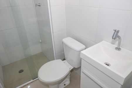 Apartamento para alugar com 43m², 2 quartos e sem vaga Apartamento para alugar com 43m², 2 quartos e sem vagaBanheiro